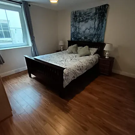 Avondale Апартаменты